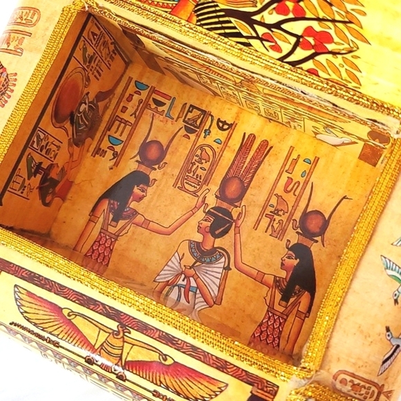 Vintage 90s Egyptian Pharaoh Cleopatra Hieroglyphics Paper Material Trinket Box - Picture 8 of 17